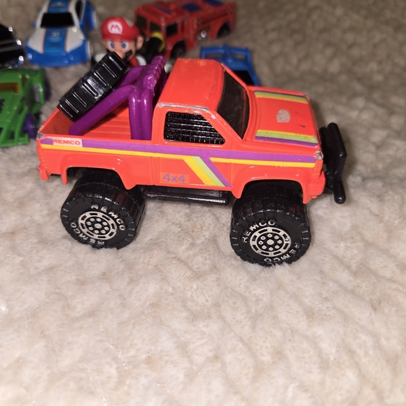 Assorted Kids Toy Set Includes Iron Man, Paw Patrol,Mario Brother And More - Picture 8 of 14